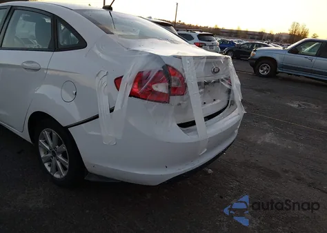 2012 Ford Fiesta Se z USA, uszkodzony, nr VIN 3FADP4BJ5CM170808